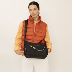 Дамска чанта Aisha черна